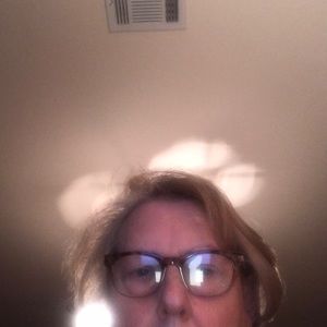 Meet your Posher, Frances